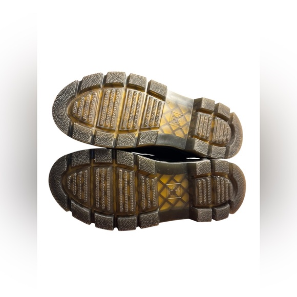 Dr. Martens Black Virginia Leather Chelsea Boots (8M/9.5F) - Picture 7 of 8